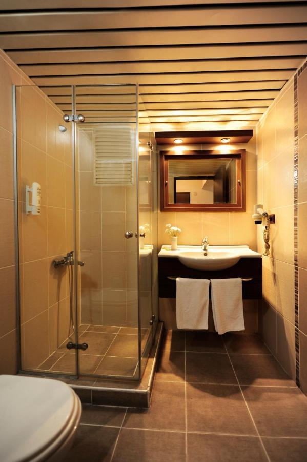 Uestuen Hotel Alsancak İzmir Kültér fotó