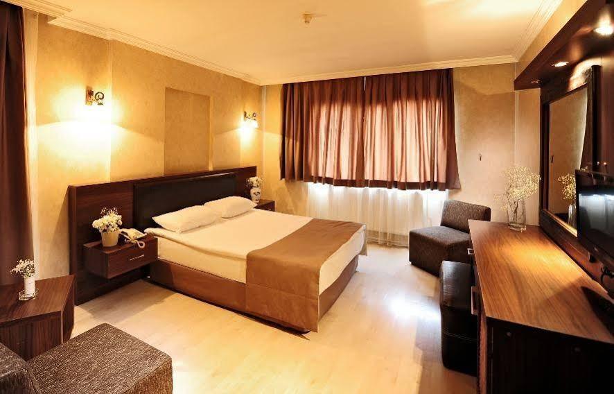 Uestuen Hotel Alsancak İzmir Kültér fotó